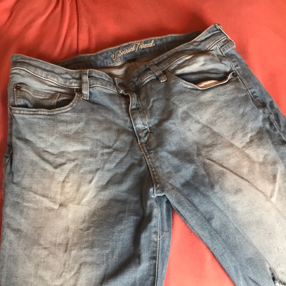 Universal Thread jeans